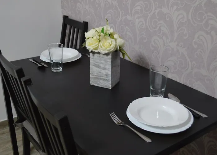 Bettina Vendeghaz アパート *